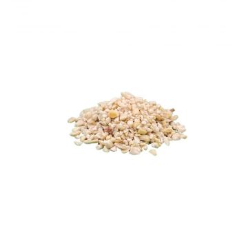 Erdnusskerne geviertelt (gehackt) 25kg Erdnusskerne geviertelt (gehackt) 25kg